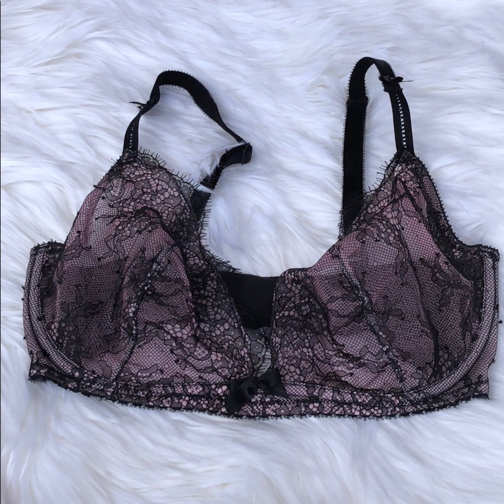 Victoria’s Secret Bra - Very Sexy Unlined Plunge